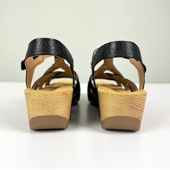 Like New! Dansko Tinley Strappy Leather Sandals Black Size 37 US 6.5 / 7 - Picture 4 of 6